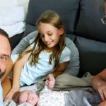 Turistas dos EUA conseguem registrar bebê após dois meses impedidos de sair do Brasil