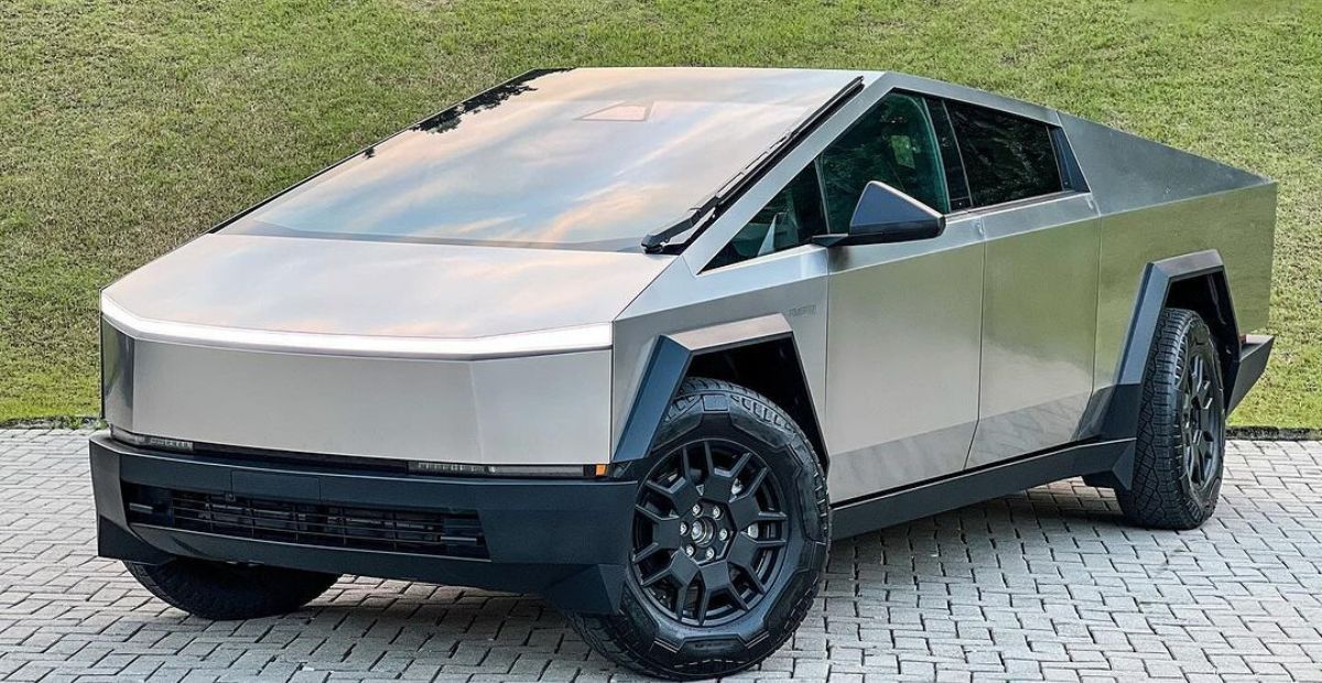Tesla Cybertruck, de 'De Volta para o Futuro', chega ao Brasil por