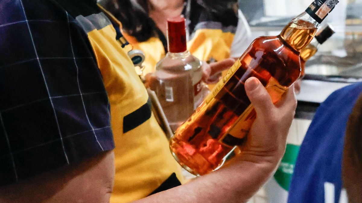 Intoxicação por metanol: cidade de MG tem caso suspeito em investigação