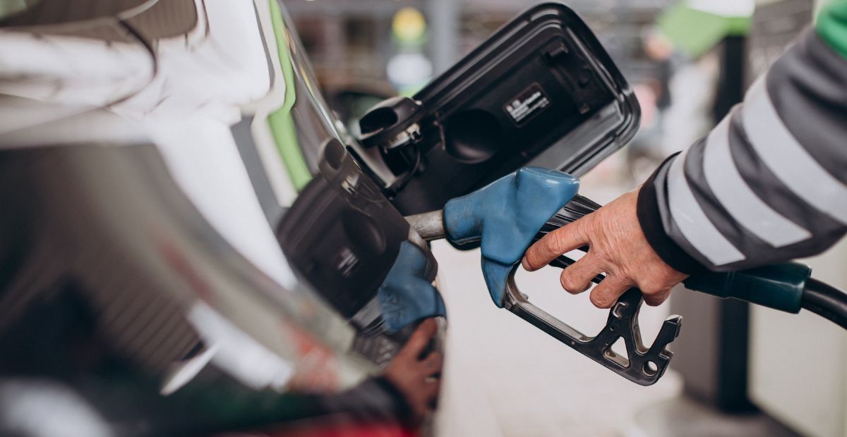 Aumento da gasolina é item que mais pesa inflação em maio