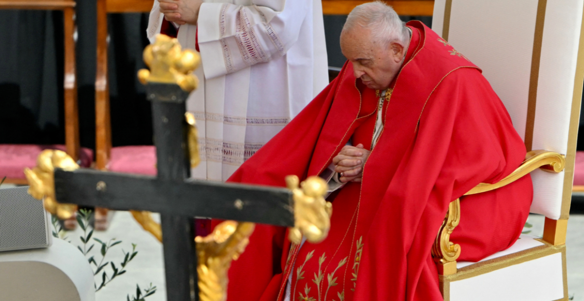 Vaticano atualiza saúde do Papa Francisco e relembra homenagens do pontífice às mulheres