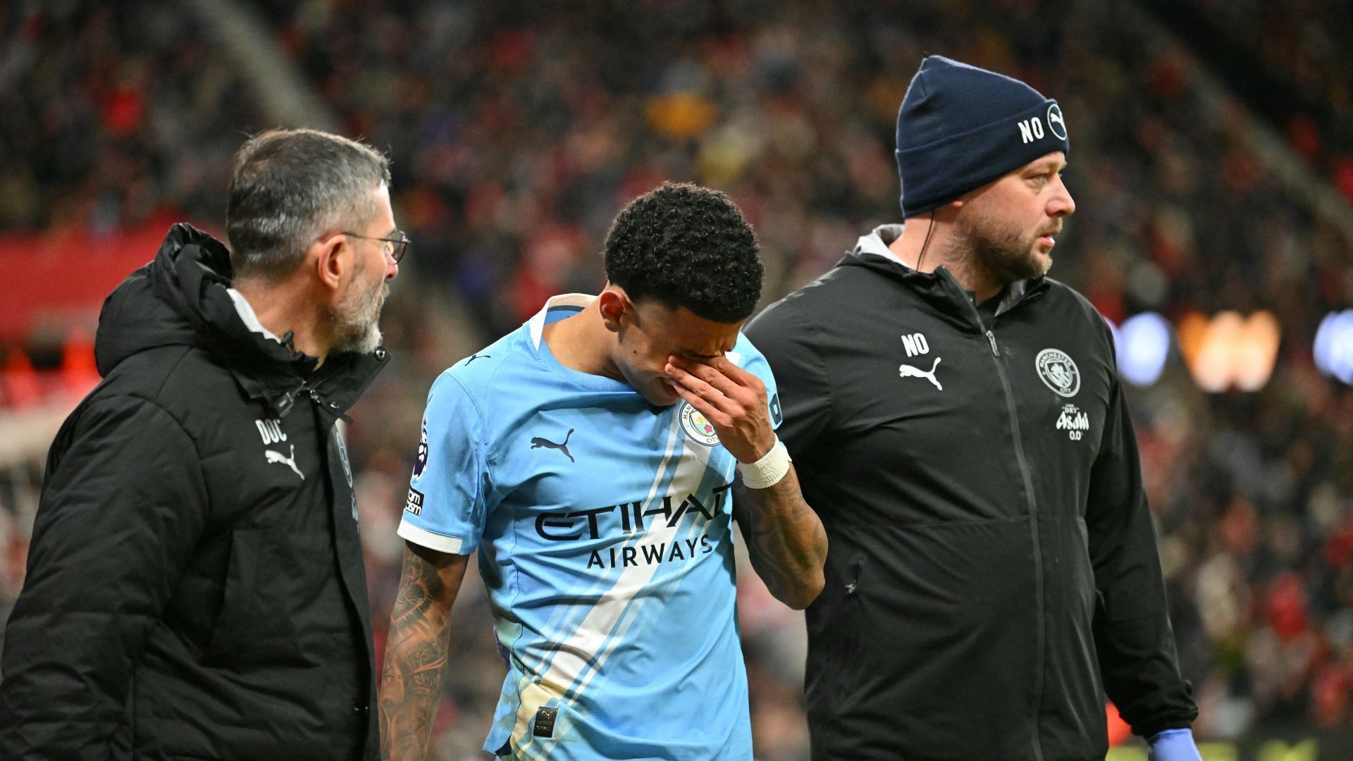 Savinho perde chance incrível, se machuca, e City fica no empate com Sunderland