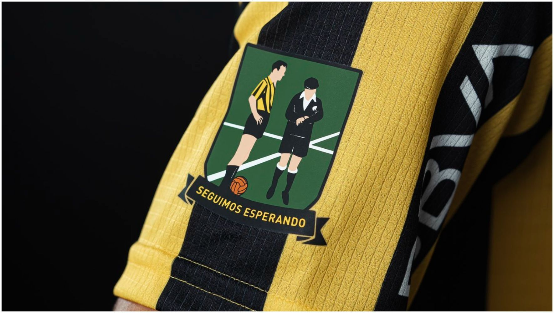 Gigante sul-americano lança novo uniforme com provocação ao maior rival; veja fotos