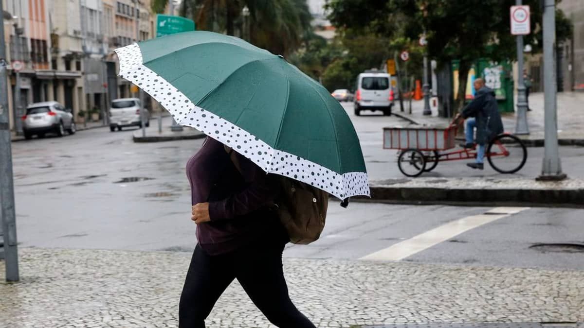 Previsão do tempo: 73 cidades de Minas Gerais podem ter chuvas intensas nas próximas horas