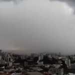 Chuvas intensas podem atingir 394 cidades de MG na manhã desta segunda (25)