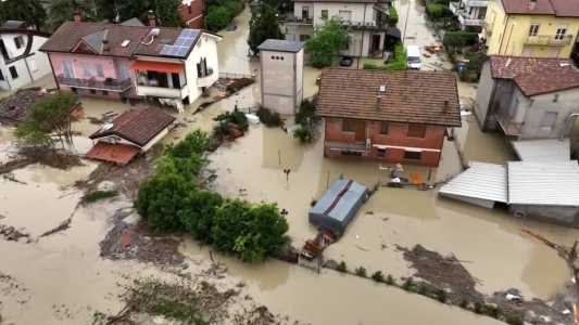 Devido à continuidade das chuvas, as autoridades regionais estenderam o alerta vermelho até domingo