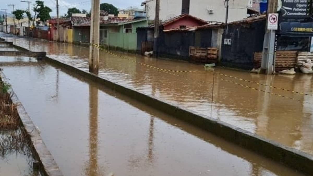 Governo multa Furnas em R$ 290 milhões por falta de limpeza em canal que provocou enchente
