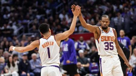 Devin Booker e Kevin Durant, ala-armador e ala do Phoenix Suns