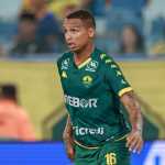 A caminho do Atlético, Deyverson faz postagens com despedidas do Cuiabá