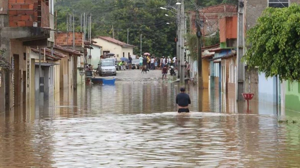 Chuva em MG: número de cidades em situação de emergência chega a 100; veja lista