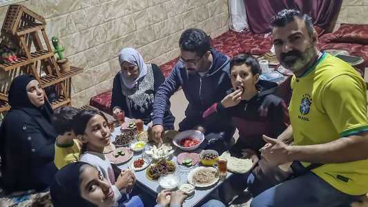 Dezesseis brasileiros aguardam autorização para sair de Gaza