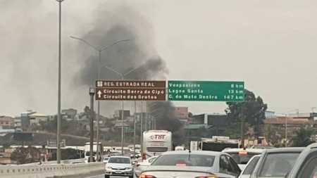 Congestionamento de cerca de três quilômetros se formou no sentido Confins
