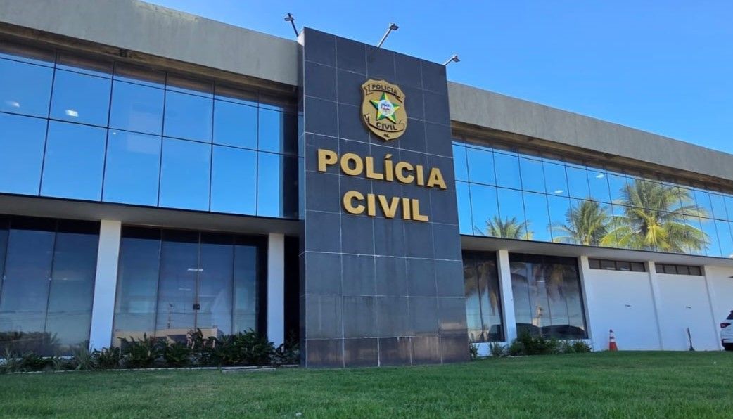 Homem é preso após furtar a mãe e atear fogo na casa dela em Alagoas
