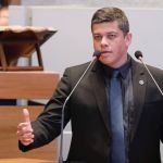 Deputado Daniel Donizet é acusado de assédio sexual e omissão de socorro em motel