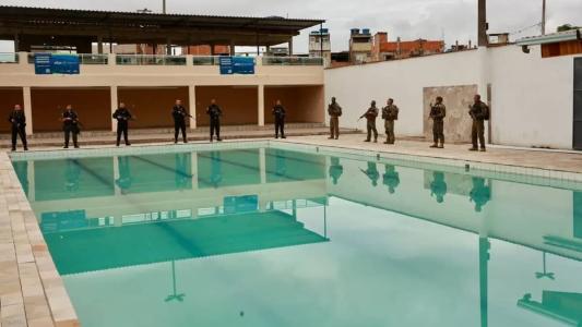 Clube que era usado como um "centro de treinamento tático" por traficantes do Complexo da Maré