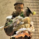 Dia de Santo Antônio: saiba mais sobre o santo 'casamenteiro' e simpatias para arrumar uma companhia