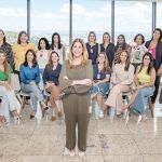 Dia da Mulher: Executiva detalha trajetória de liderança na área da saúde