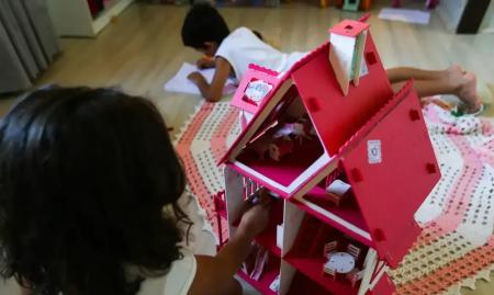 Criança brincando