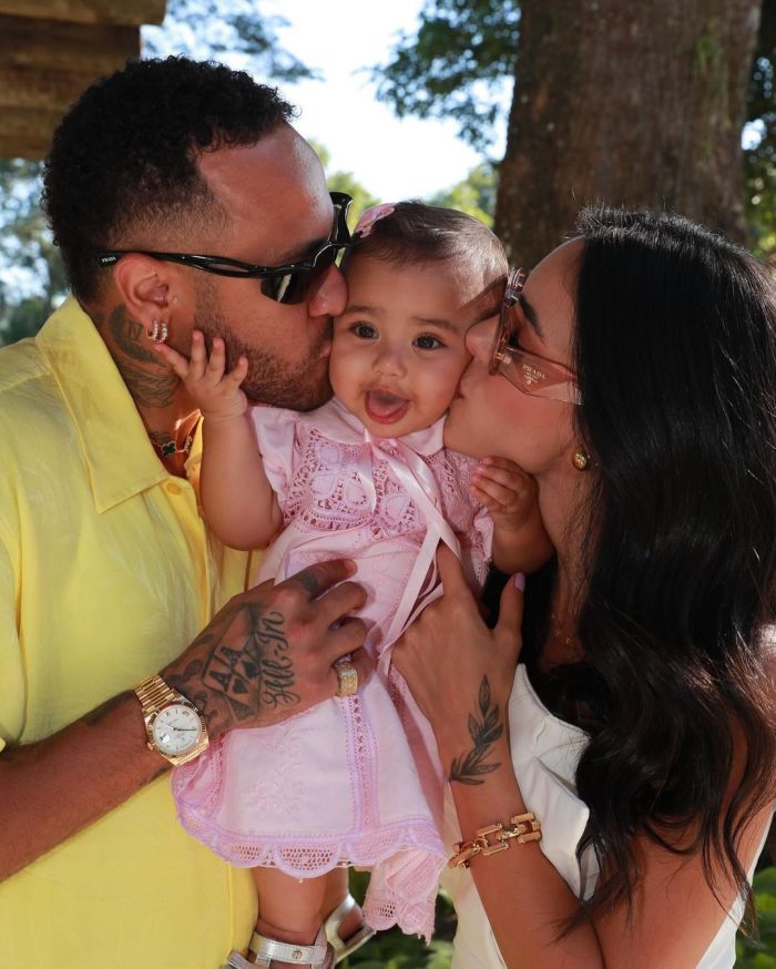 Neymar e Bruna Biancardi são pais de Mavie Neymar e Bruna Biancardi são pais de Mavie