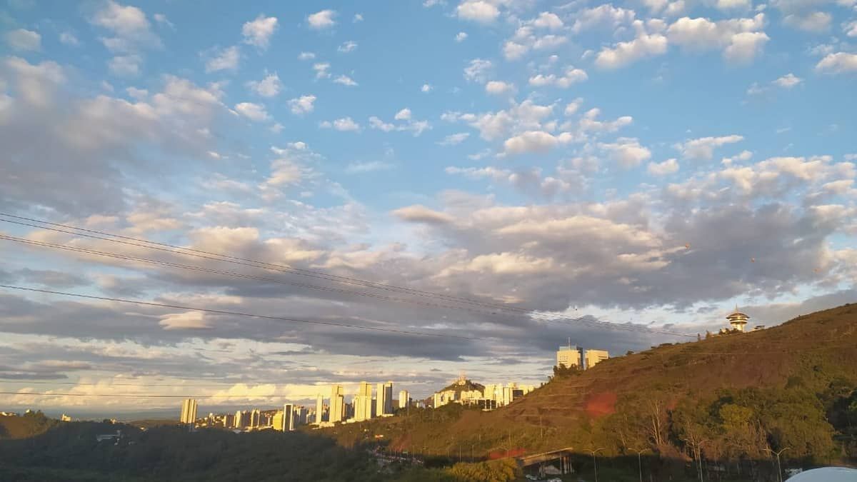 Previsão do tempo em BH: domingo será de calor e sem chuva na capital
