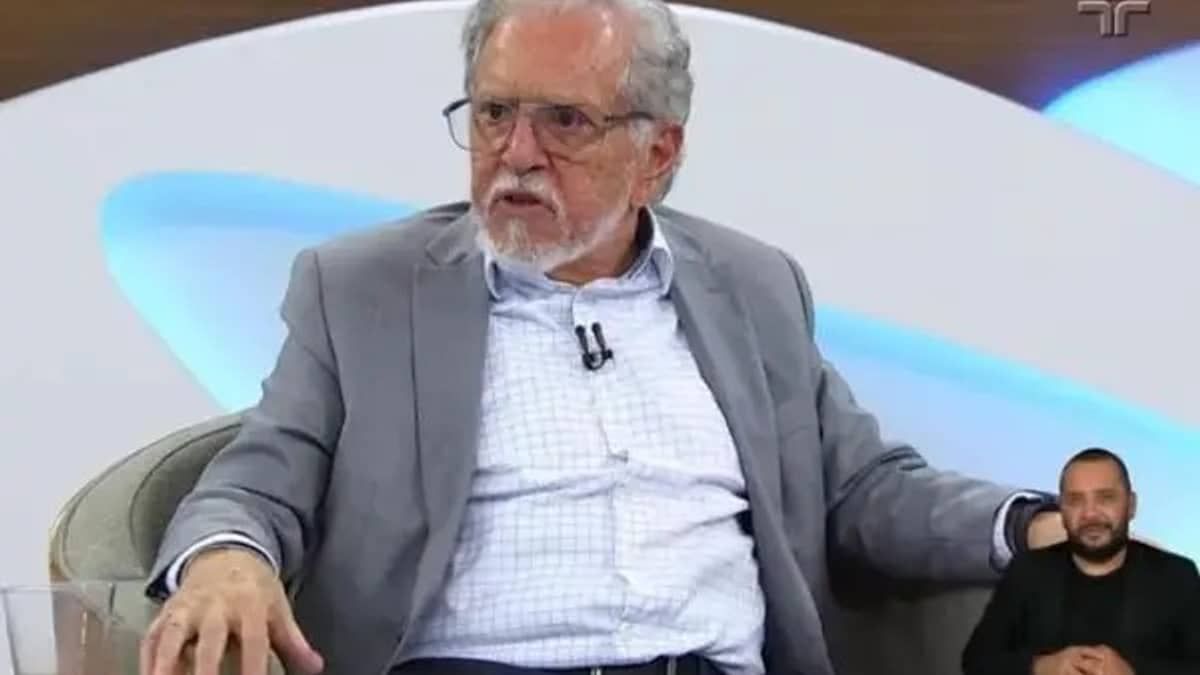 Carlos Alberto de Nóbrega passa bem, mas deve seguir internado até a próxima terça-feira (22)