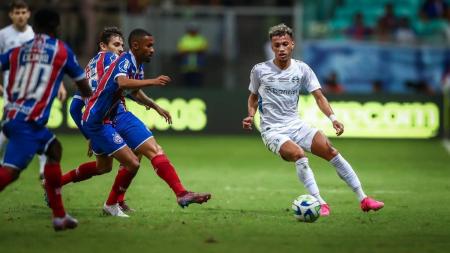 Diante do Bahia, Grêmio busca 16ª vaga na semifinal em sua história