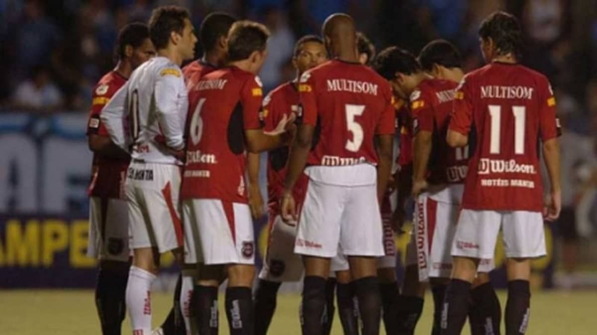 Atlético: acidente com delegação marca história do Brasil de Pelotas 