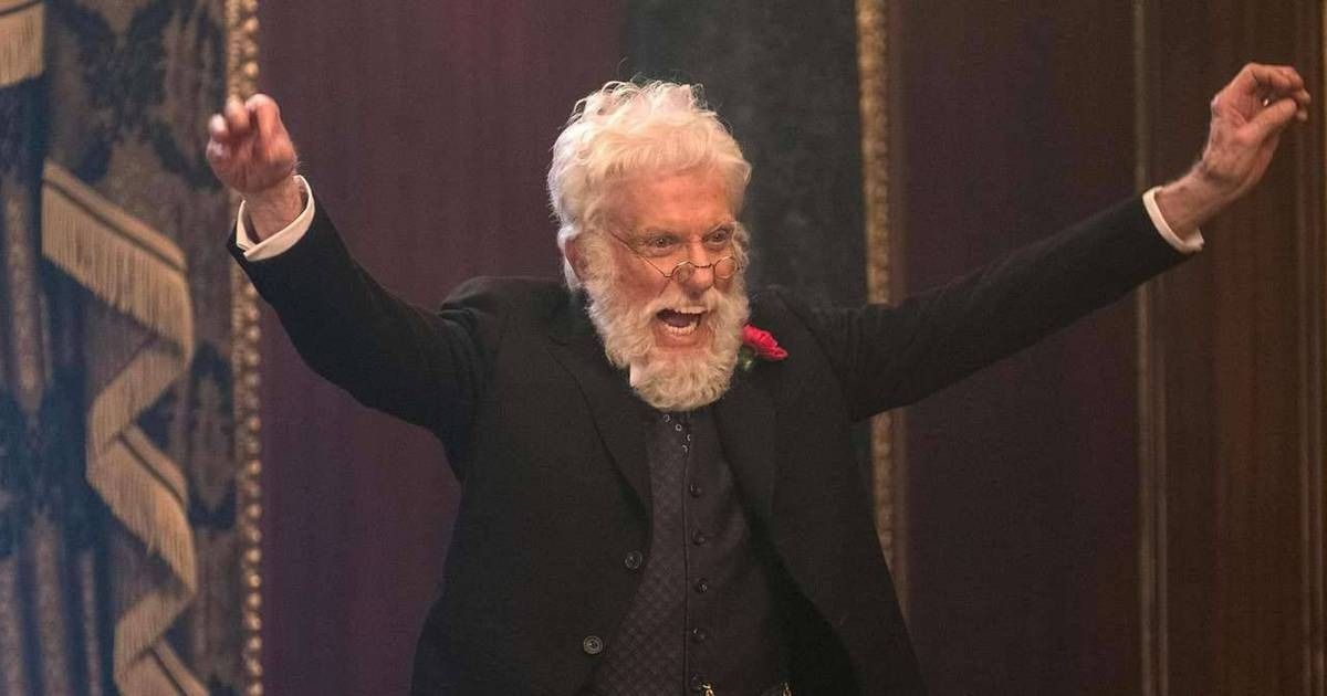 Com quase um século de idade, ator mais velho a ganhar Emmy conta segredo da longevidade