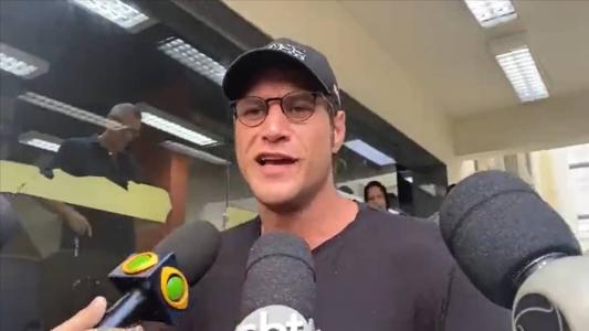 Diego Alemão, ex-BBB, foi preso por porte ilegal de arma e liberado após pagar fiança