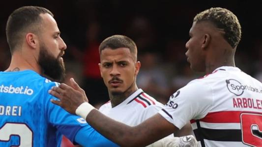 Diego Costa comentou atuação do São Paulo