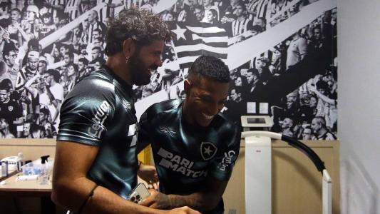 Diego Costa e Tchê Tchê: campeões no Galo, os parceiro se reencontram no Botafogo