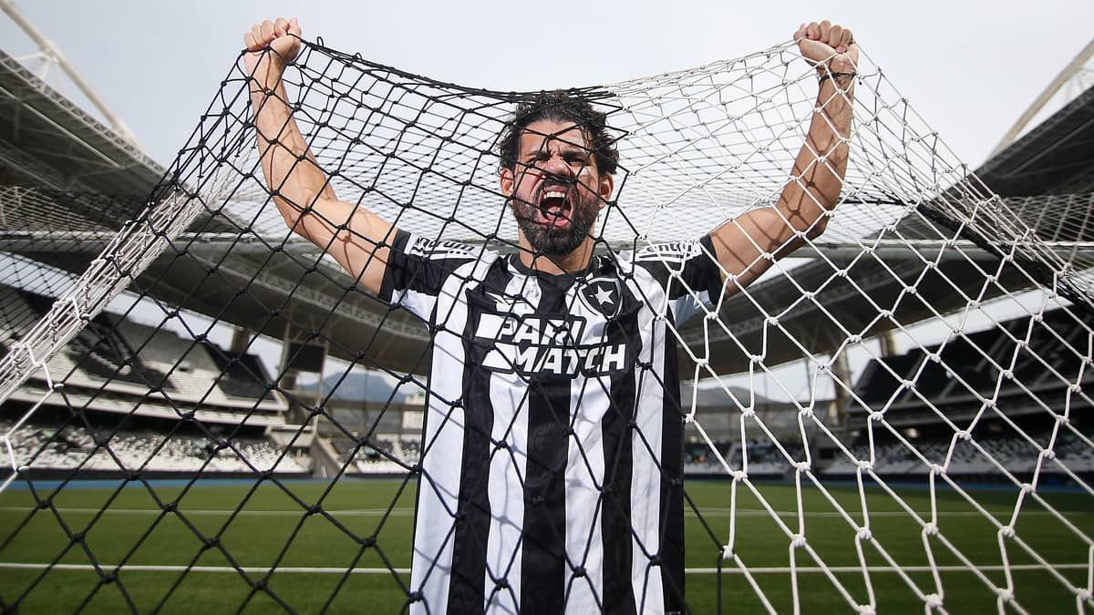 Diego Costa aparece no BID e pode estrear pelo Botafogo contra o São Paulo