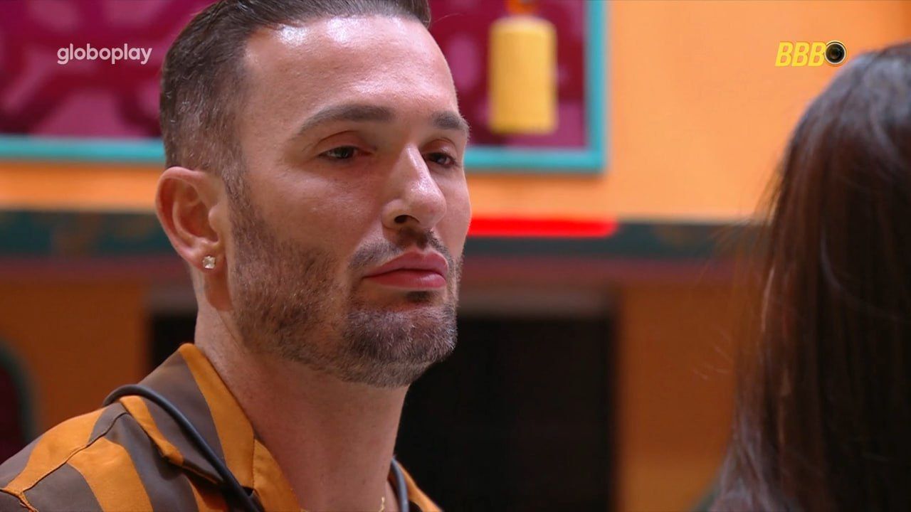 No BBB, Diego Hypolito relembra exclusão e alfineta estrela da ginástica brasileira