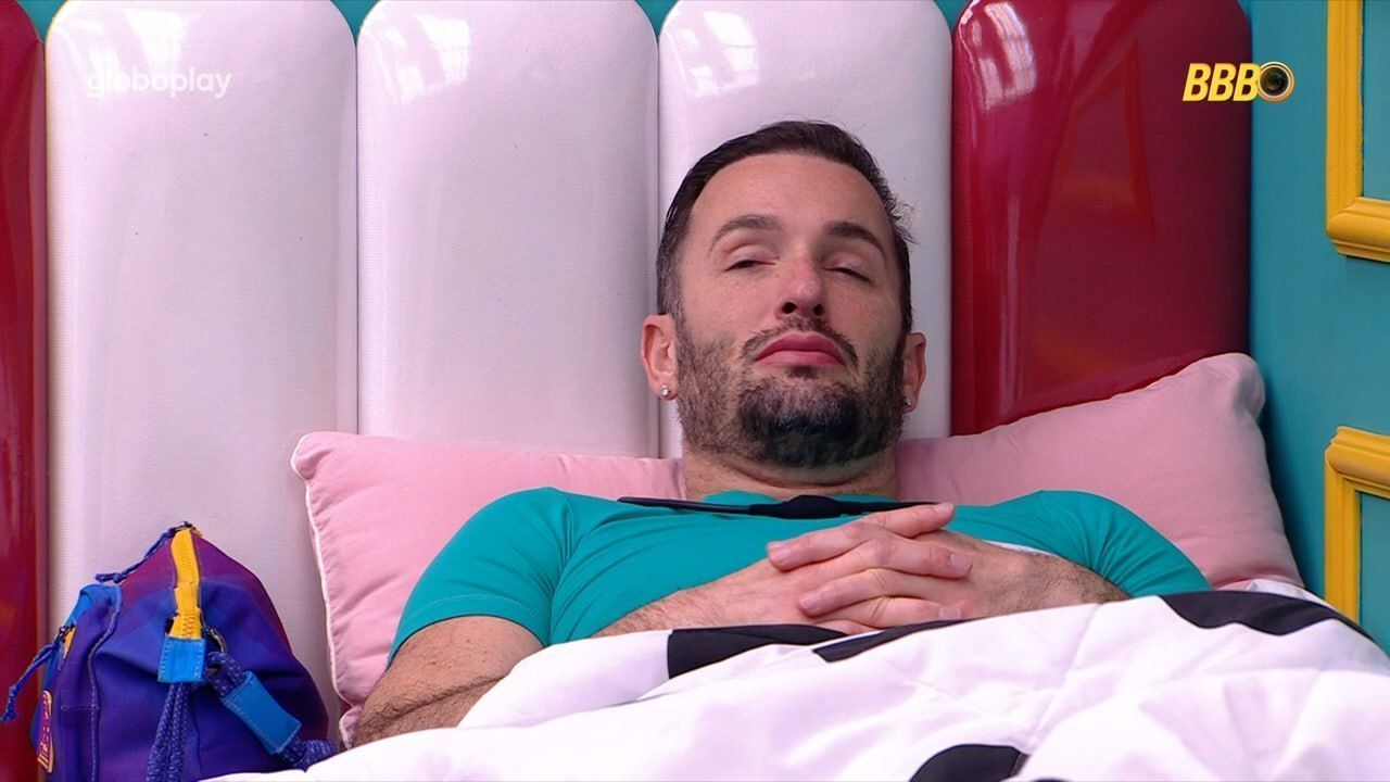 Tadeu Schmidt deixa Diego preocupado no BBB 25: 'fiquei pensando'
