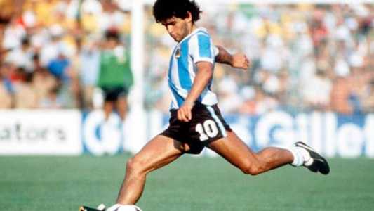 Diego Maradona, o maior ídolo do futebol argentino