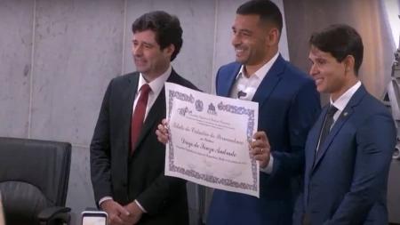 Diego Souza recebeu o título de cidadão pernambucano