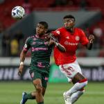 Após título da Libertadores, Fluminense empata com Inter pelo Brasileiro