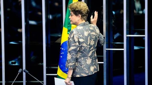Dilma Rousseff sofreu impeachment após processo aberto pelo Congresso em 2016