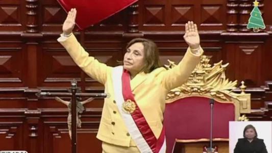 Dina Boluarte, presidente do Peru, pede que violência seja rejeitada