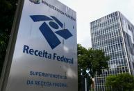 Receita Federal lança sistema que agiliza desembarque de viajantes que declaram bens