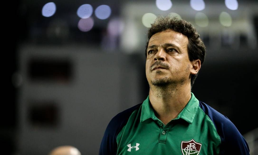 Inter inicia conversas com Fernando Diniz para o cargo de técnico