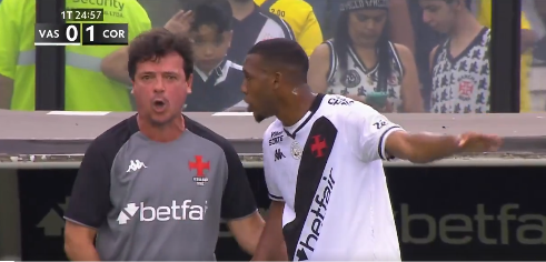 Vasco: especialista revela o que foi dito por Diniz em bronca a Rayan