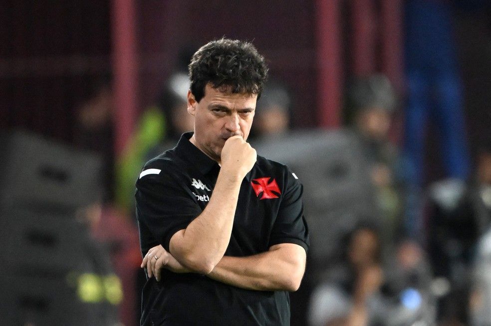 Fernando Diniz encontra fator determinante para goleada sofrida pelo Vasco