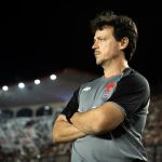 Fernando Diniz completa um turno no comando do Vasco; veja os números