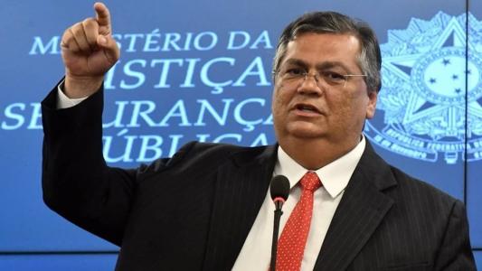 Dino disse que há "indícios fortíssimos" de genocídio contra a população Yanomami