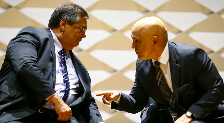 Flávio Dino diz que 'crime' de Moraes foi 'cumprir seu dever'