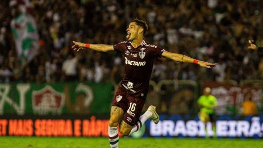 Diogo Barbosa já soma nove jogos com a camisa do Fluminense, desde sua chegada