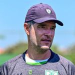 Técnico do América avalia derrota para Flamengo e diz que psicológico 'está pesando'