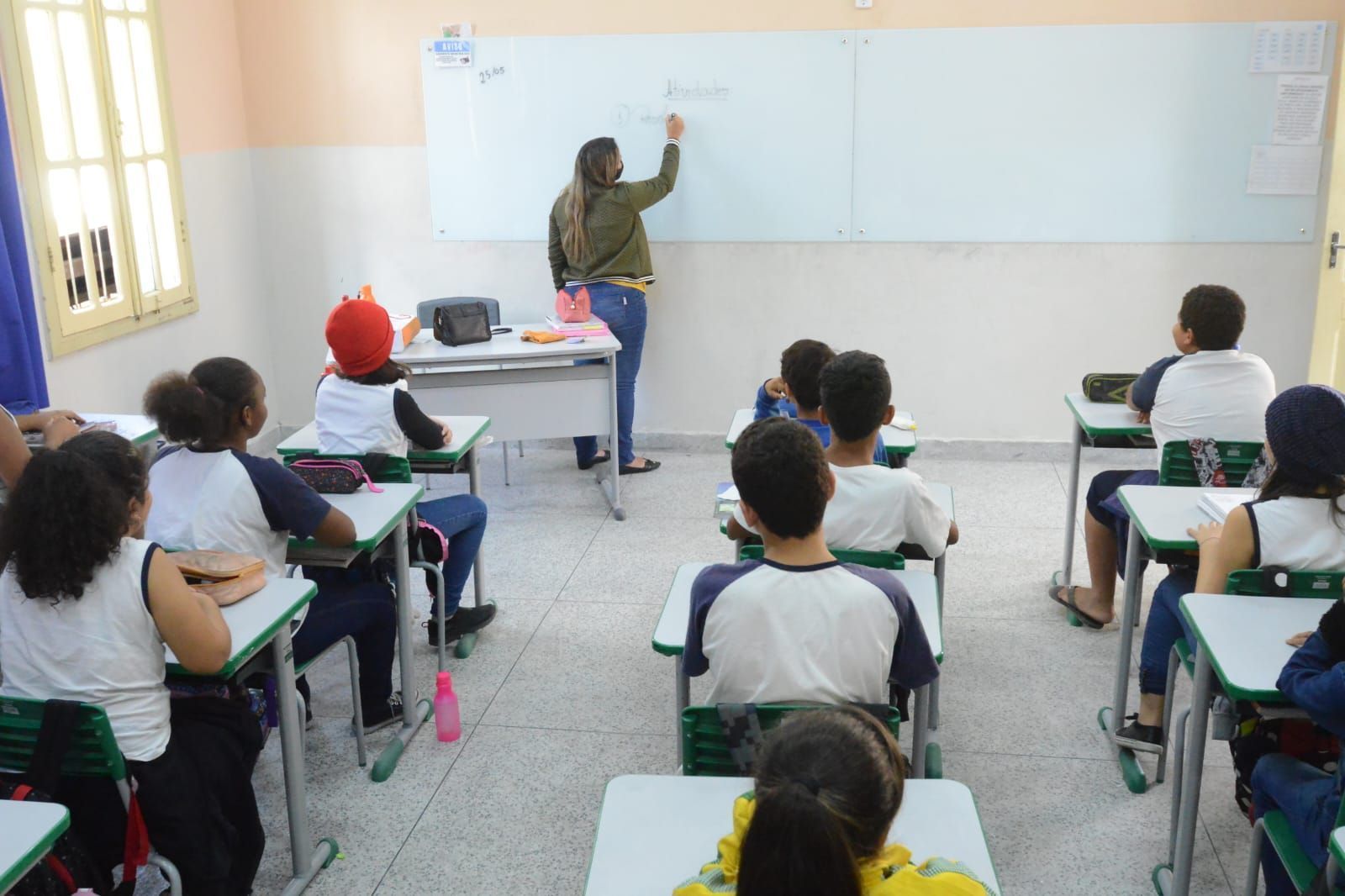 Concurso da educação: governo nomeia mais de 3,9 mil servidores aprovados, confira a lista
