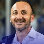 Diretor da Inter de Milão admite usar conta fake para seguir esposas de jogadores